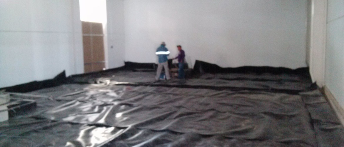Firme de Bodega Recubierto con GMB HDPE